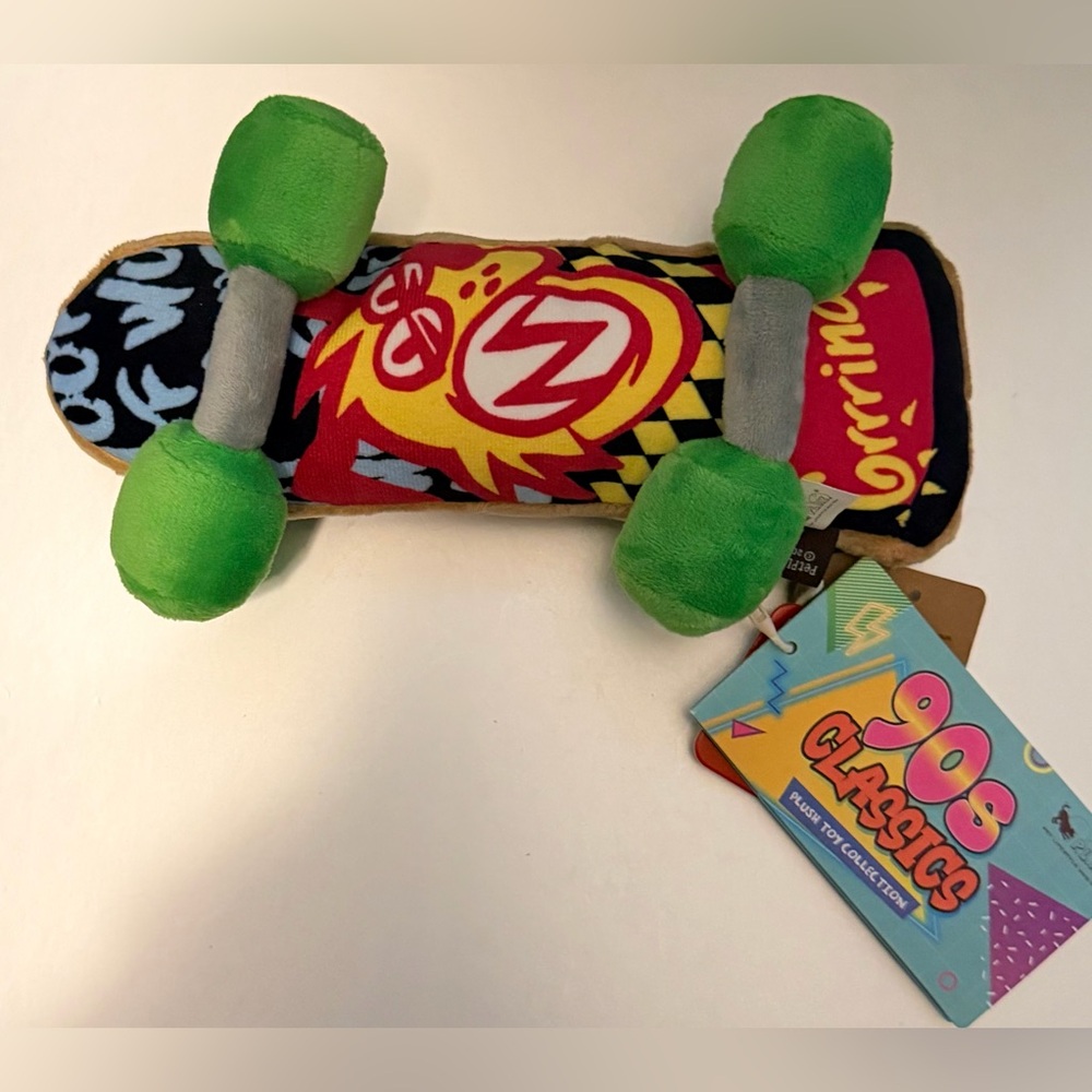 Classic 90’s Skateboard Plush Toy For L/M/S Dog - Picture 3 of 8